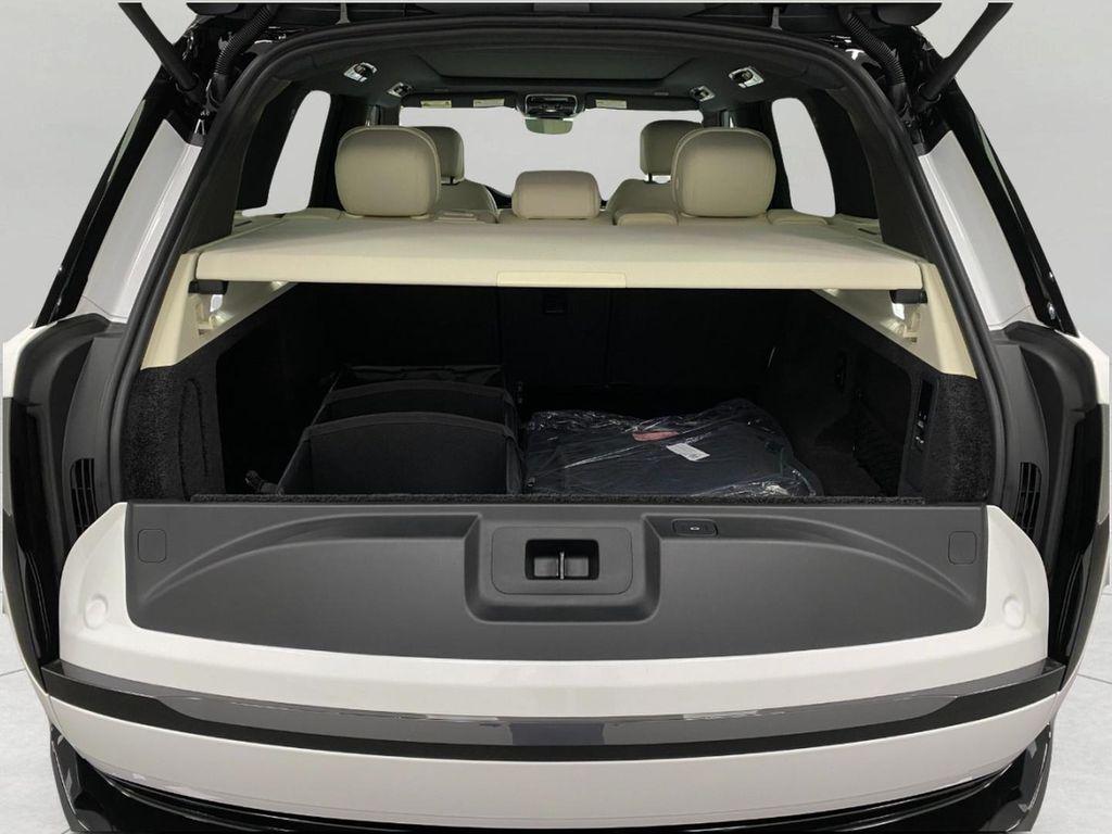 new 2025 Land Rover Range Rover car, priced at $158,585