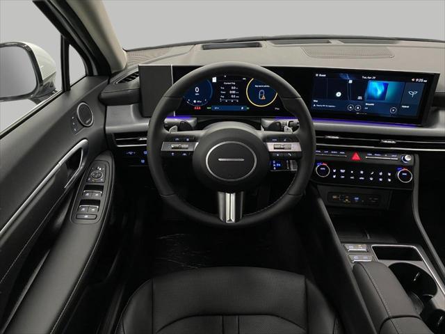 new 2025 Hyundai Sonata Hybrid car, priced at $38,441