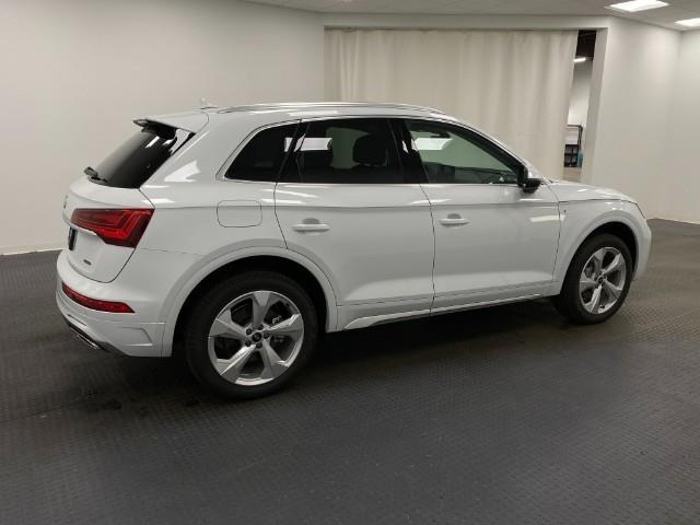 new 2025 Audi Q5 car, priced at $55,954