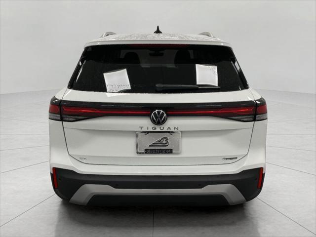 new 2025 Volkswagen Tiguan car, priced at $36,231