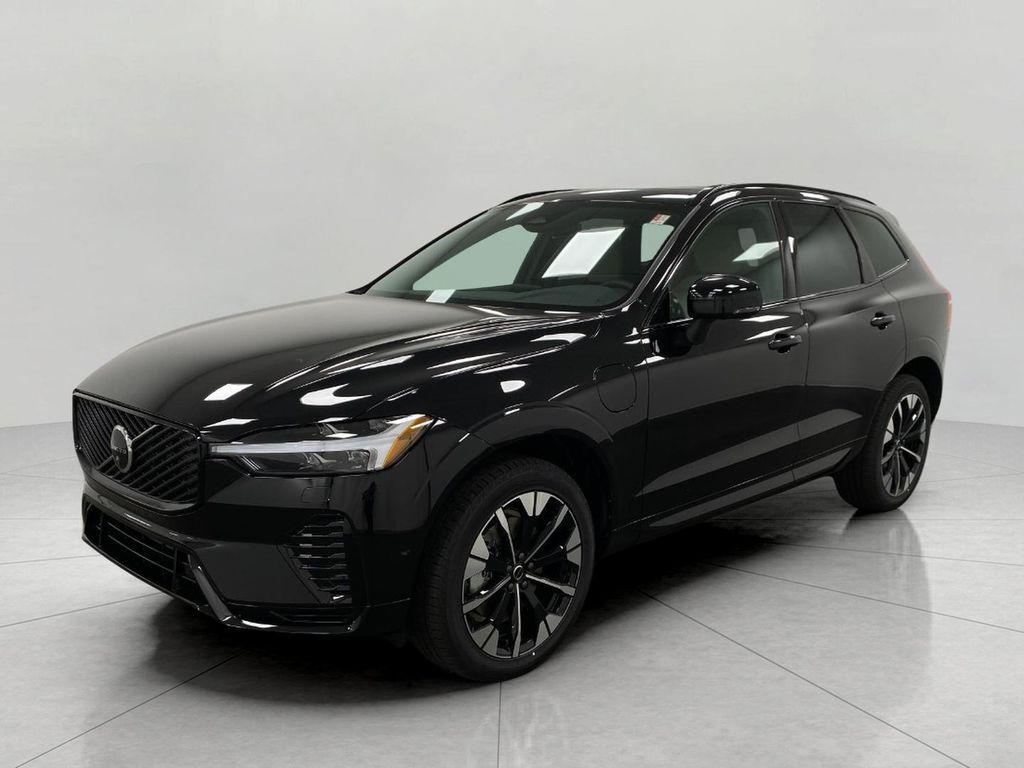 new 2026 Volvo XC60 Plug-In Hybrid car, priced at $69,285