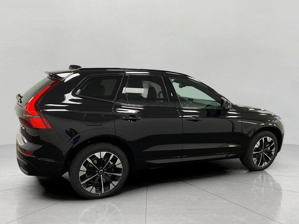 new 2026 Volvo XC60 Plug-In Hybrid car, priced at $69,285