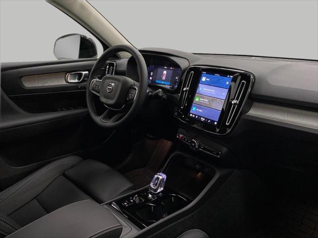new 2025 Volvo XC40 car, priced at $50,463