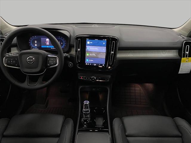 new 2025 Volvo XC40 car, priced at $50,463
