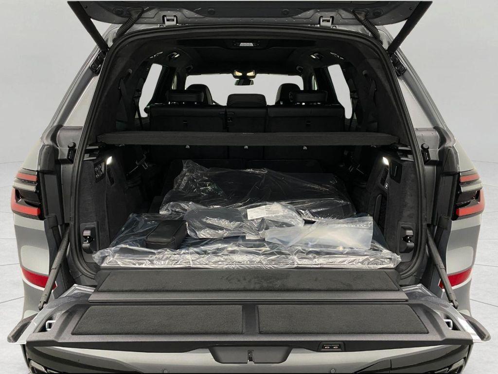 new 2026 BMW X7 car, priced at $122,335