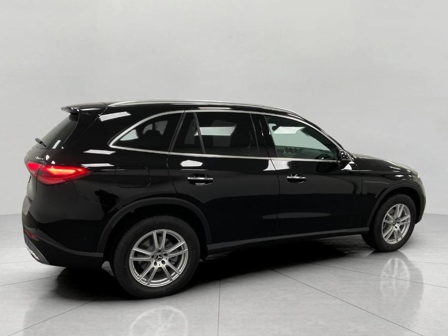 new 2025 Mercedes-Benz GLC 300 car, priced at $54,700