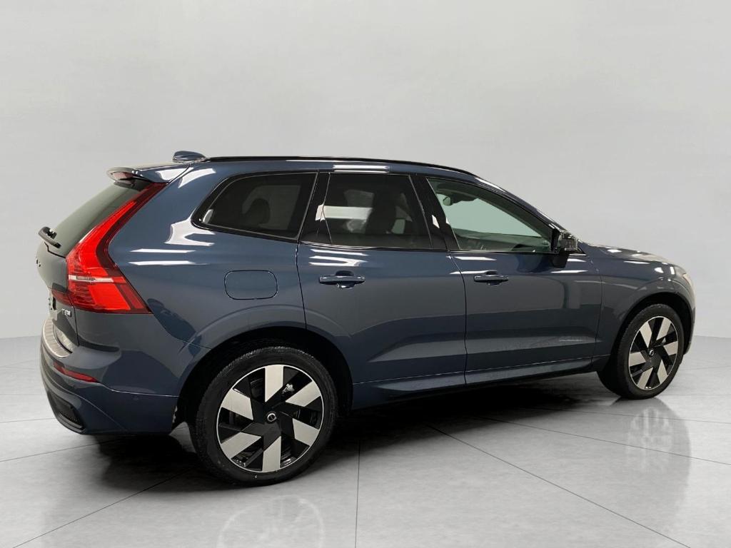 used 2025 Volvo XC60 Plug-In Hybrid car, priced at $61,990