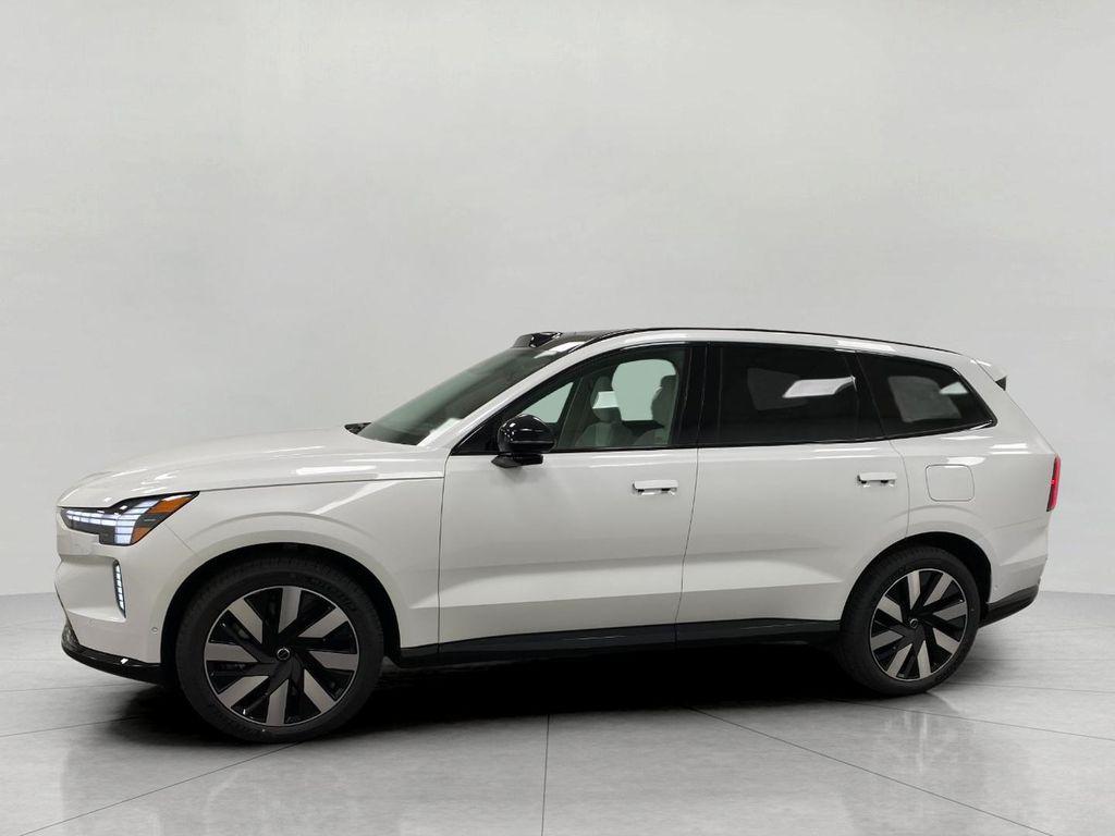new 2025 Volvo EX90 car, priced at $85,941