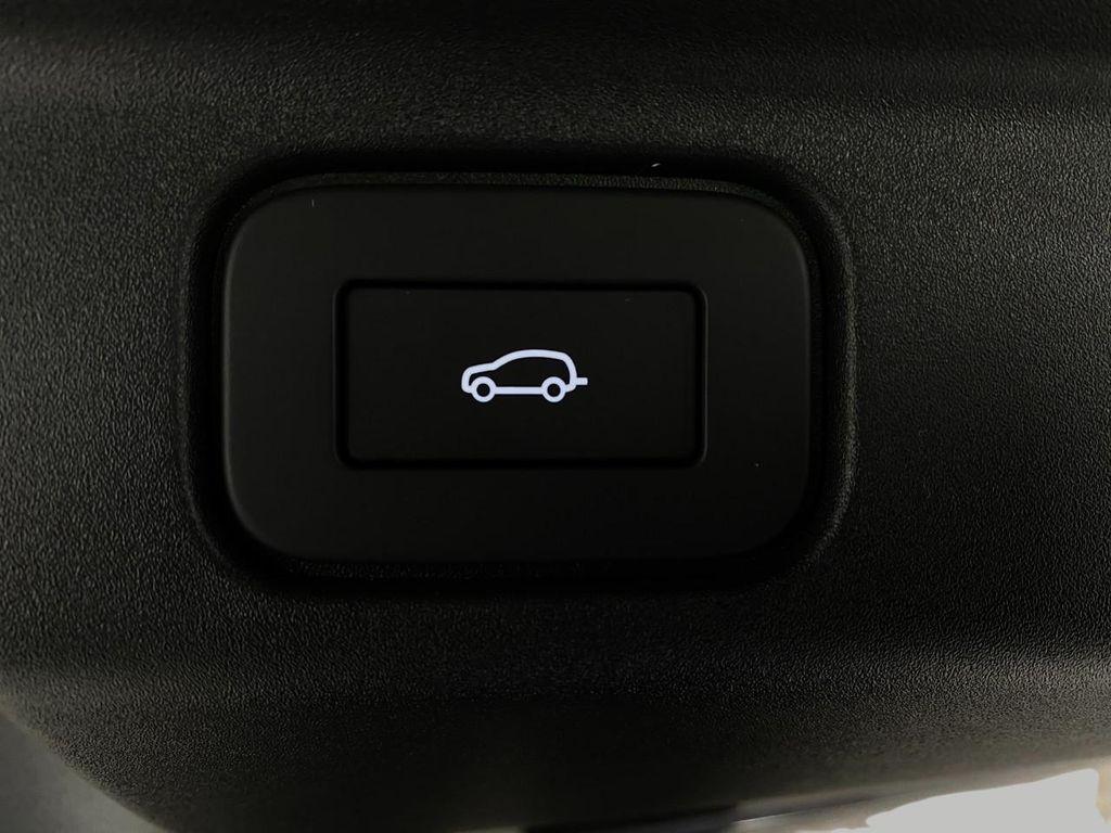 new 2025 Land Rover Range Rover car, priced at $160,885