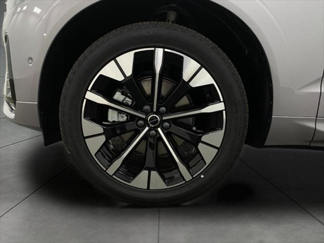 new 2026 Volvo XC60 car, priced at $57,985