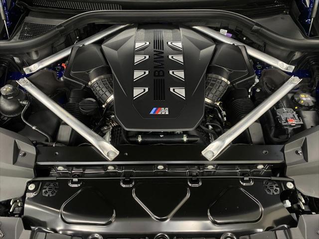 new 2026 BMW X7 car, priced at $125,855