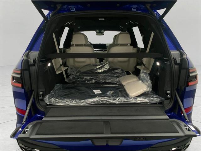 new 2026 BMW X7 car, priced at $125,855