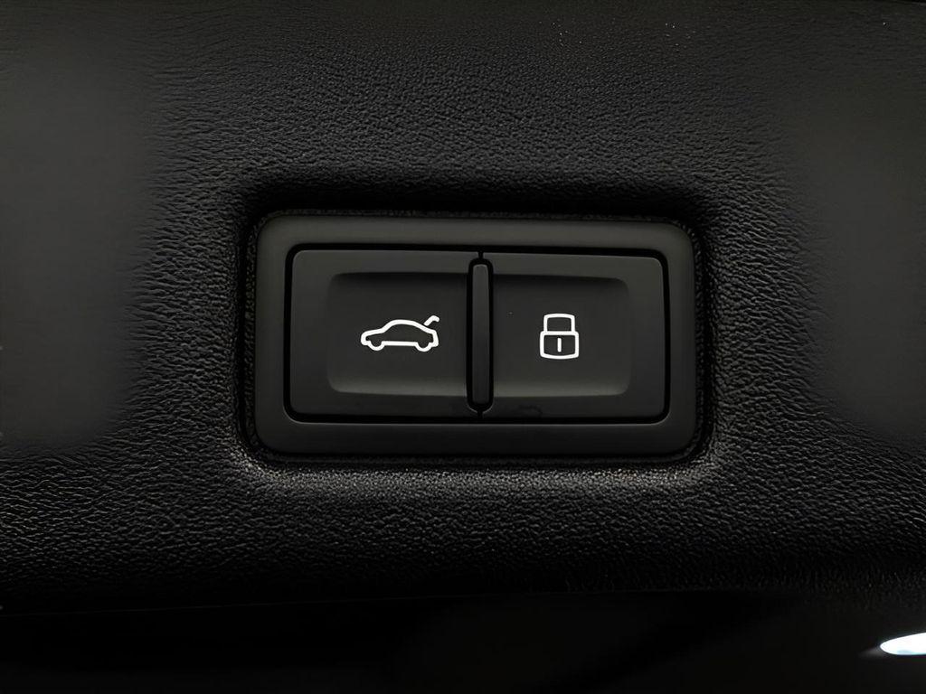 new 2025 Audi Q5 car, priced at $55,524