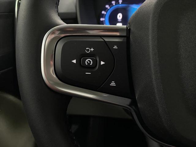 new 2025 Volvo XC40 car, priced at $48,263