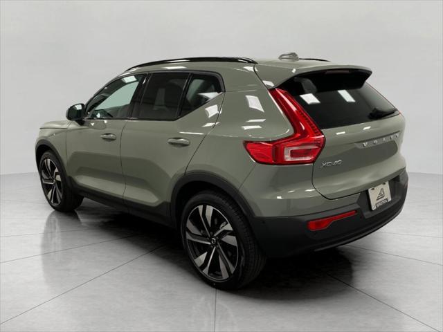 new 2025 Volvo XC40 car, priced at $48,263