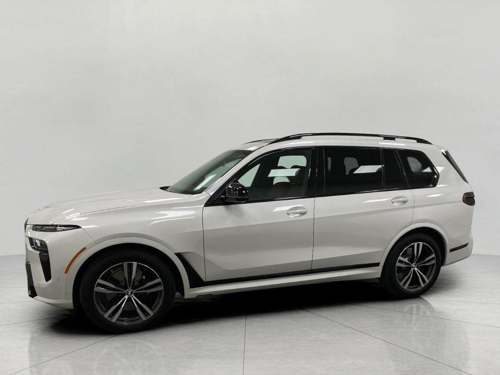 used 2025 BMW X7 car, priced at $111,010