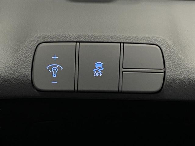 new 2025 Hyundai Elantra car, priced at $27,291