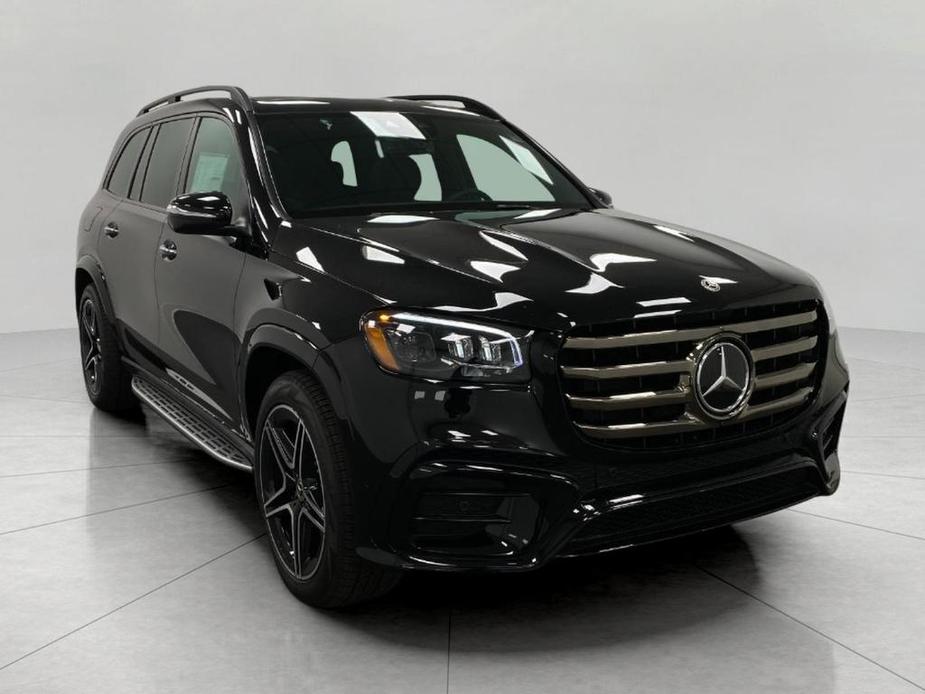 new 2025 Mercedes-Benz GLS 450 car, priced at $102,150