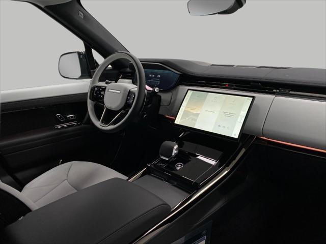 new 2025 Land Rover Range Rover Sport car, priced at $111,325