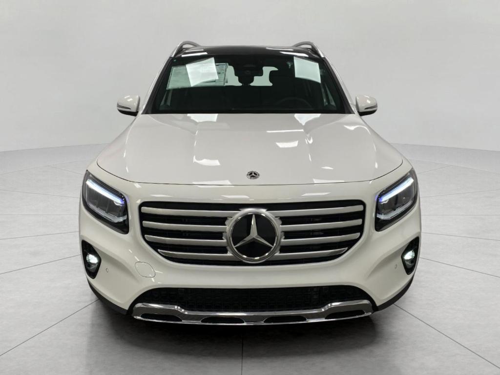 new 2025 Mercedes-Benz GLB 250 car, priced at $52,140