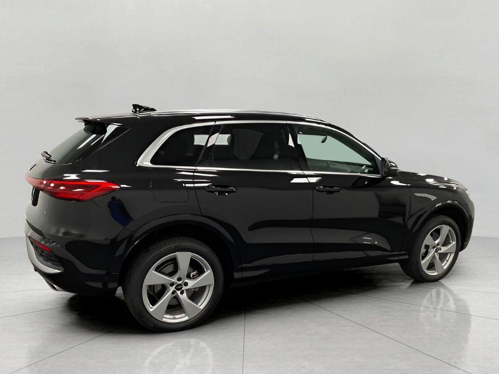 new 2025 Audi Q5 car, priced at $59,952