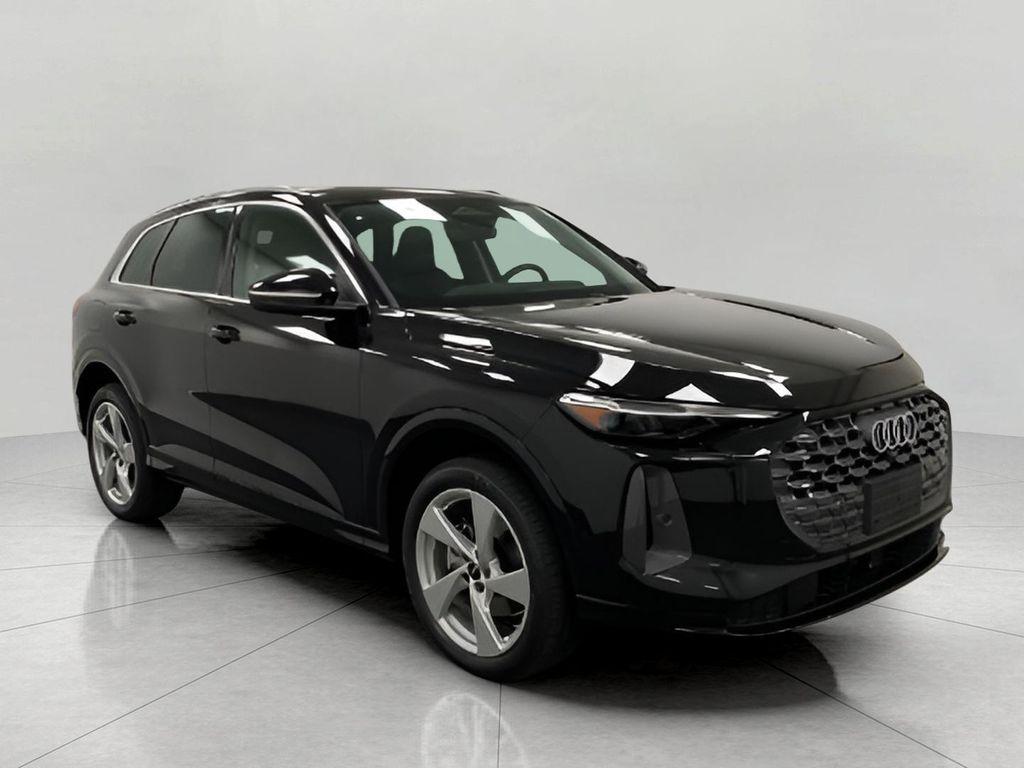 new 2025 Audi Q5 car, priced at $59,952