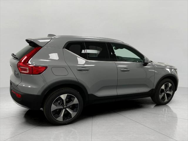 new 2025 Volvo XC40 car, priced at $44,483