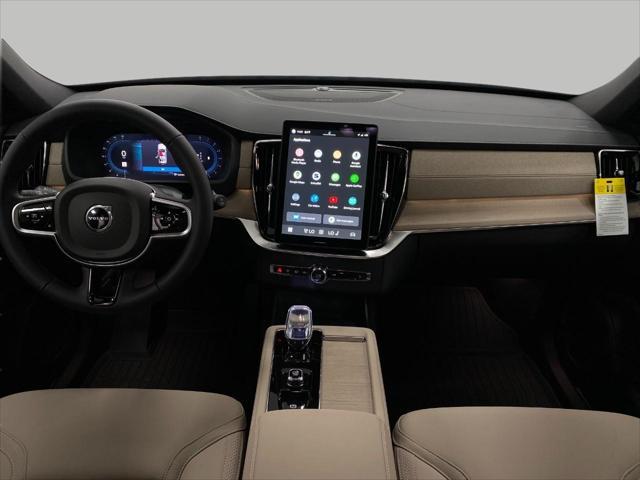 new 2025 Volvo XC90 car, priced at $69,155