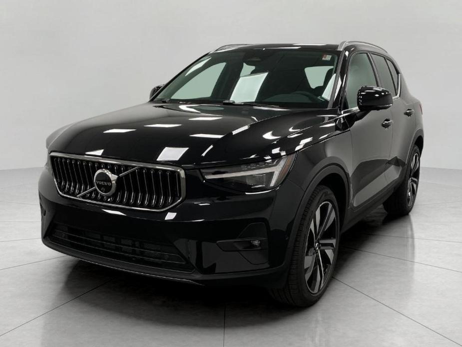 new 2025 Volvo XC40 car, priced at $49,790