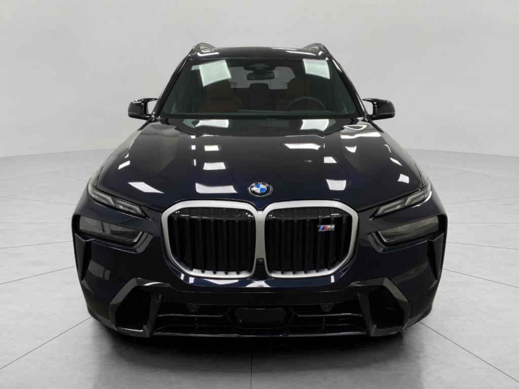 new 2025 BMW X7 car, priced at $116,405