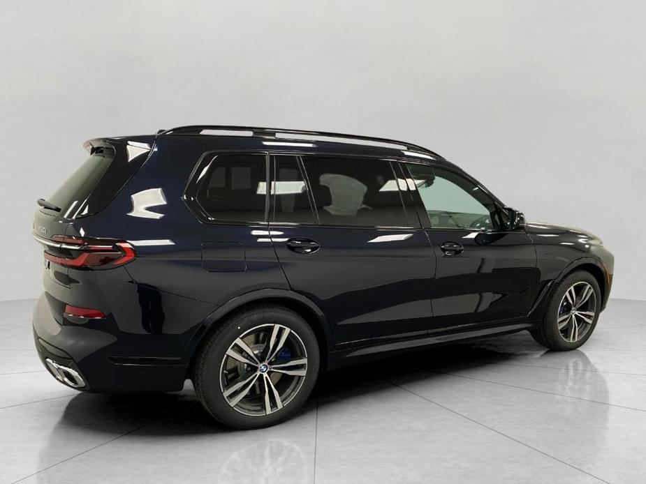 new 2025 BMW X7 car, priced at $116,405