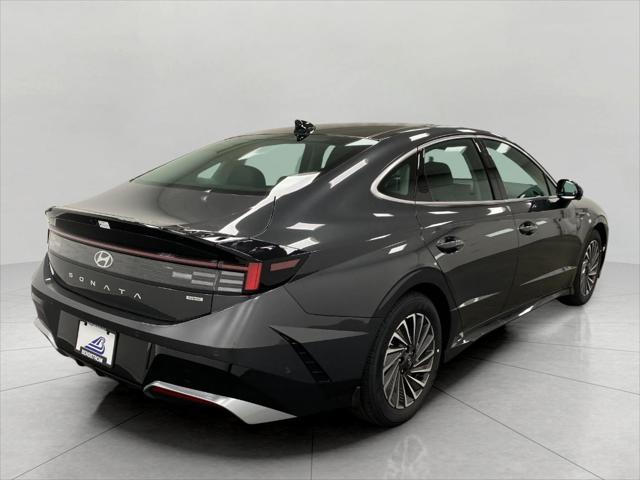 new 2025 Hyundai Sonata Hybrid car, priced at $37,931