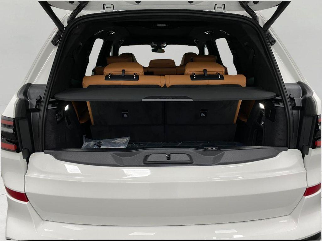 new 2026 BMW X7 car, priced at $102,035