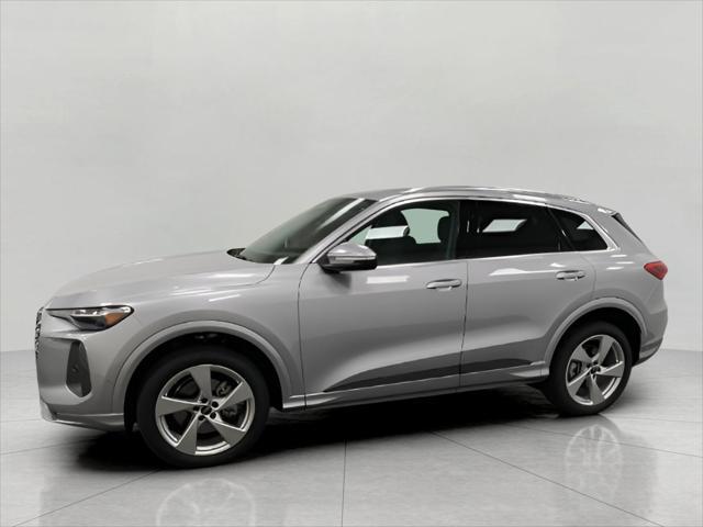 new 2025 Audi Q5 car, priced at $59,351