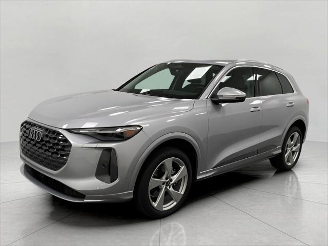 new 2025 Audi Q5 car, priced at $59,351