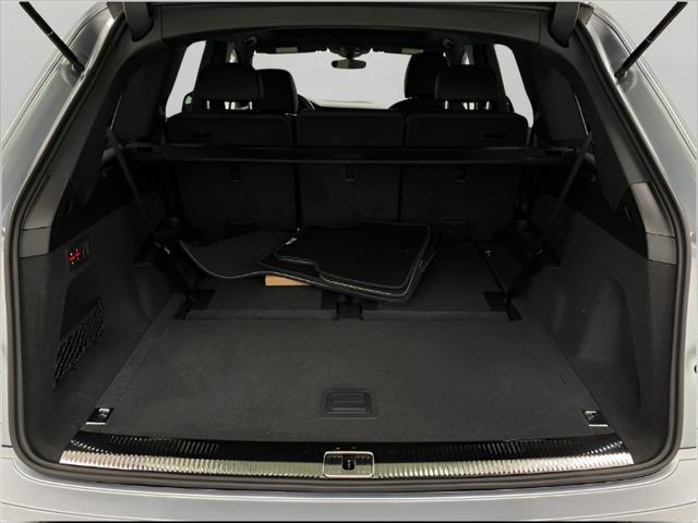 new 2025 Audi Q7 car, priced at $73,351
