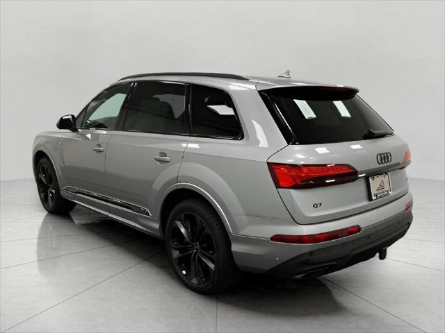 new 2025 Audi Q7 car, priced at $73,351