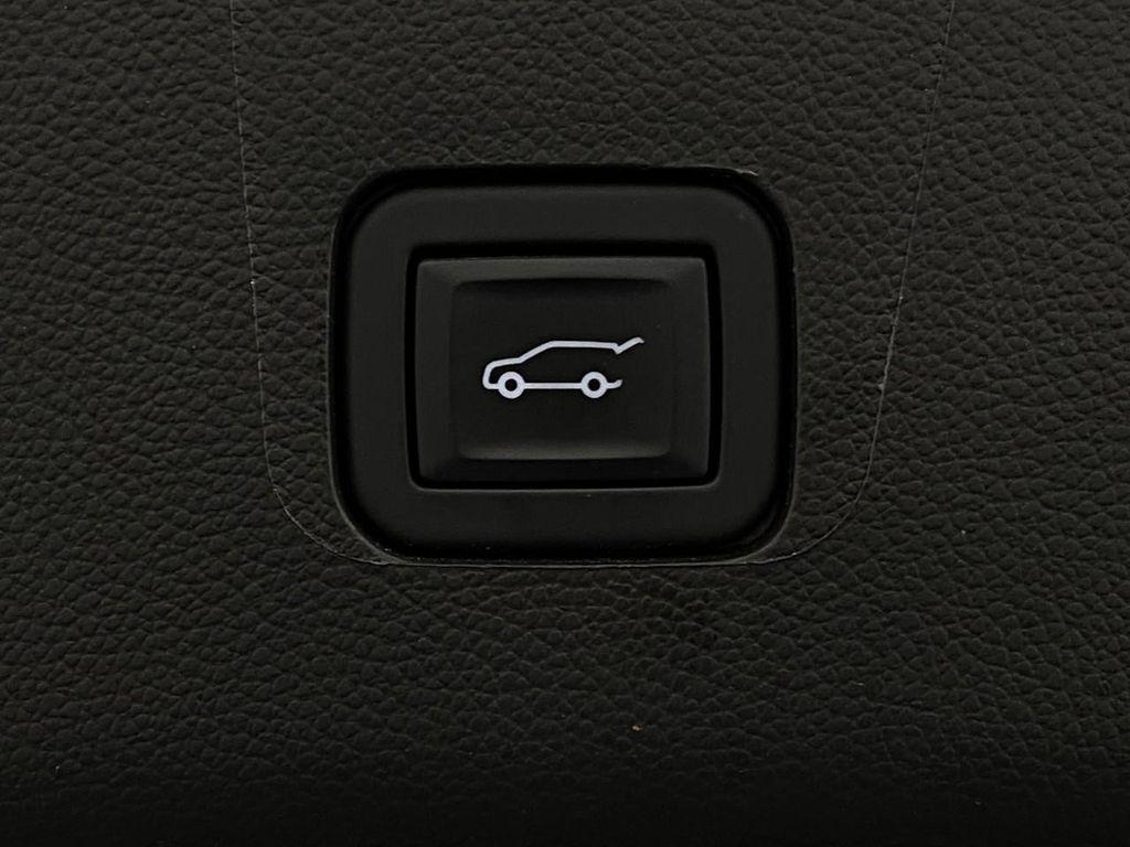 used 2023 Chevrolet Traverse car, priced at $43,451