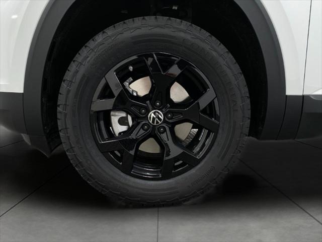 new 2025 Volkswagen Atlas car, priced at $47,281