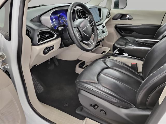used 2023 Chrysler Pacifica car, priced at $24,998