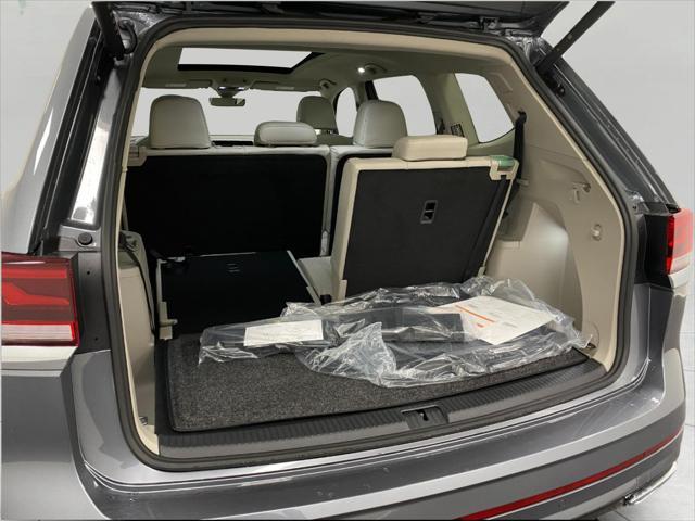 new 2025 Volkswagen Atlas car, priced at $53,115