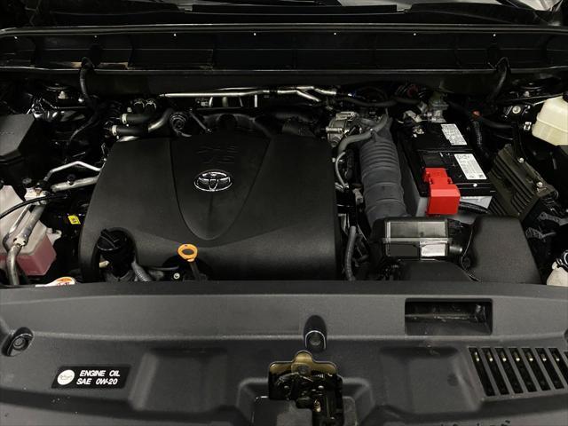 used 2020 Toyota Highlander car, priced at $27,699