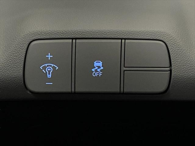 new 2025 Hyundai Elantra car, priced at $27,291