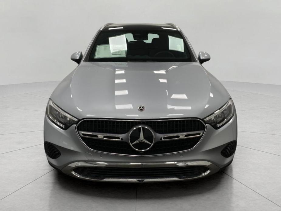 new 2024 Mercedes-Benz GLC 300 car, priced at $55,550