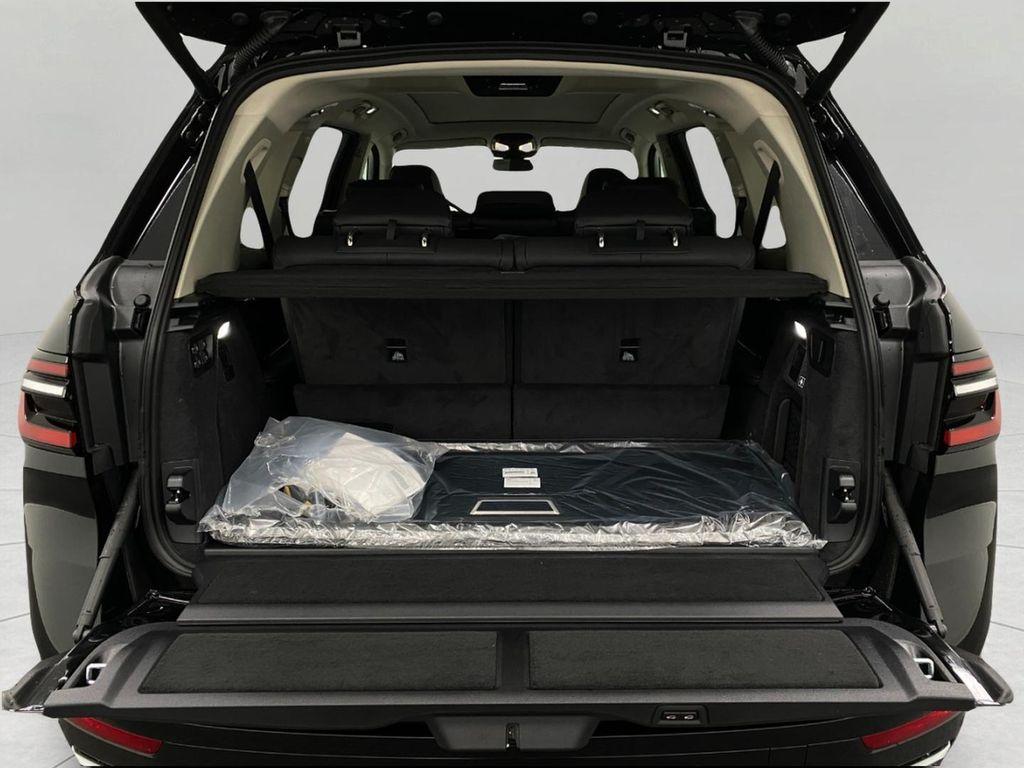 new 2026 BMW X7 car, priced at $94,985