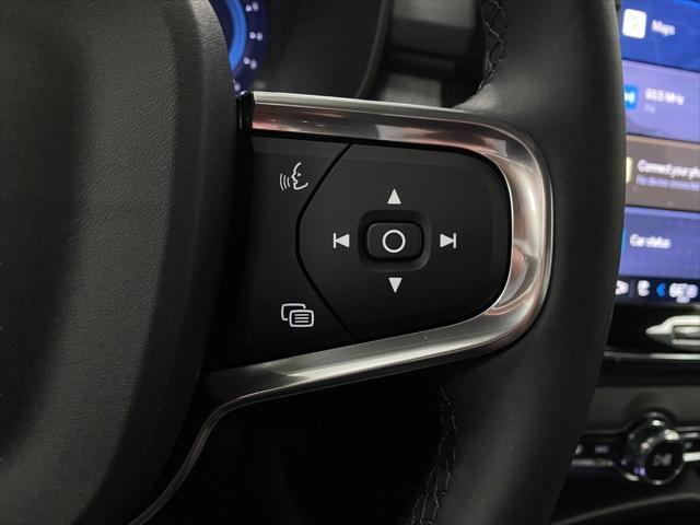 new 2025 Volvo XC40 car, priced at $54,533