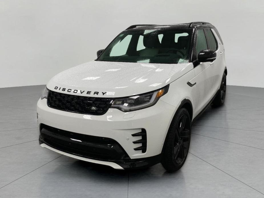 new 2024 Land Rover Discovery car, priced at $83,648