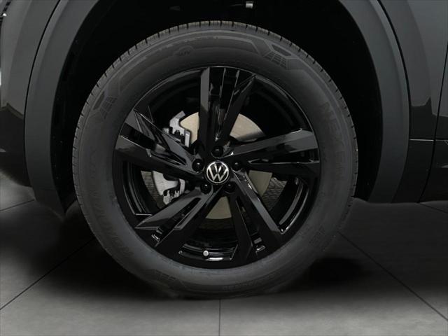 new 2025 Volkswagen Atlas Cross Sport car, priced at $49,681