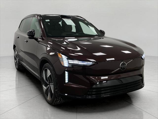 new 2025 Volvo EX90 car, priced at $95,140