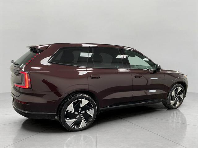 new 2025 Volvo EX90 car, priced at $95,140